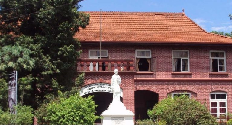 බදුල්ල නගර සභාවේ කටයුතු කොමසාරිස් පාලනයට