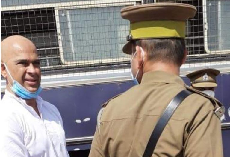 බන්ධනාගාරයේදී රන්ජන් කළ යුතු දේ