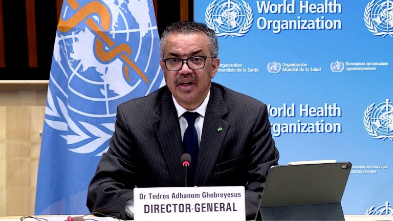 කොවිඩ් ආසාදිතයන්ගේ අඩුවක් ගැන ලෝක සෞඛ්‍ය සංවිධානය කියයි