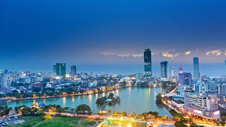 කොවිඩ් නිසා කඩා වැටුණු මෙරට ව්‍යාපාර නැංවීමට ඩොලර් ලක්ෂ 1800ක ණයක්