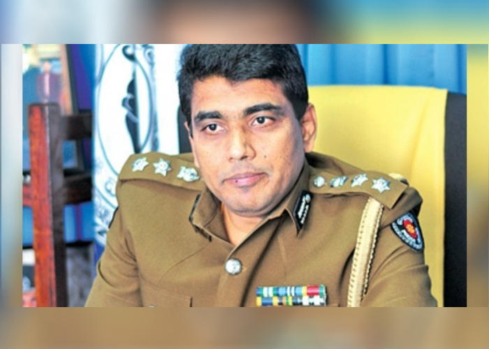 පොලිස් මාධ්‍ය ප්‍රකාශක අජිත් රෝහණ මහතා රථවාහන හා අපරාධ අංශ ජ්‍යේෂ්ඨ නියෝජ්‍ය පොලිස්පති ලෙස වැඩ භාර ගනී