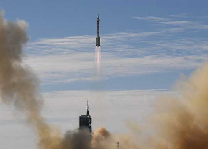 අභ්‍යවකාශයට සංචාරකයින් –  ප්‍රවේශ පත්‍රයක මිල ඩොලර් 250,000යි