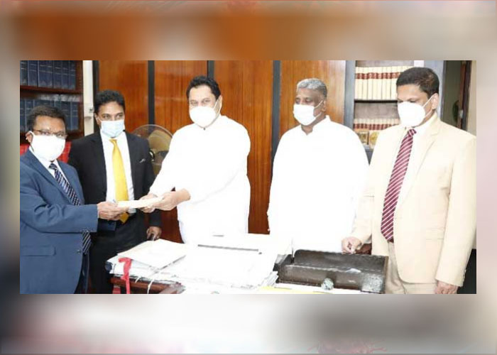 ජයන්ත කැටගොඩ මන්ත්‍රී ධුරයෙන් ඉල්ලා අස්වෙයි