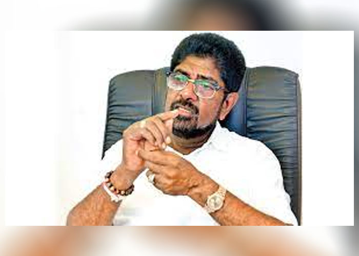 නොවැම්බර් අවසානයට පෙර මෙරට වයස අවුරුදු 18ට වැඩි සියලු පුරවැසියන් පූර්ණ එන්නත්කරණයට ලක් කිරීමට පියවර