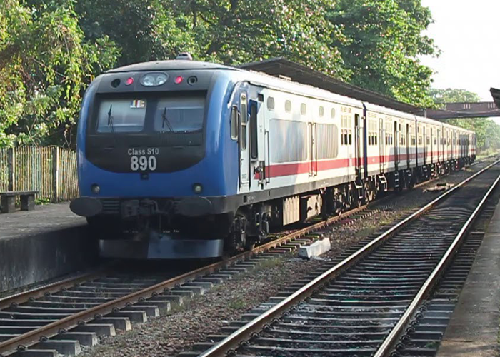 දුම්රිය ධාවනය යථා තත්ත්වයට