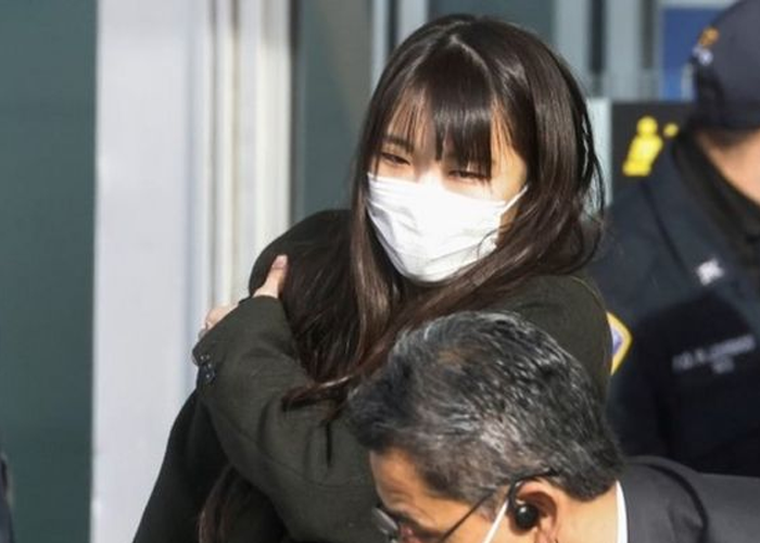 රජ සැප අත්හළ මාකෝ අමෙරිකාවට