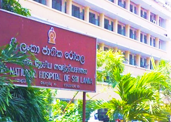 ජාතික රෝහලේ කොවිඩ් රෝගීන් වැඩි වේ – රෝහලේ දැඩිසත්කාර ඒකක යළි කොවිඩ් රෝගීන්ට
