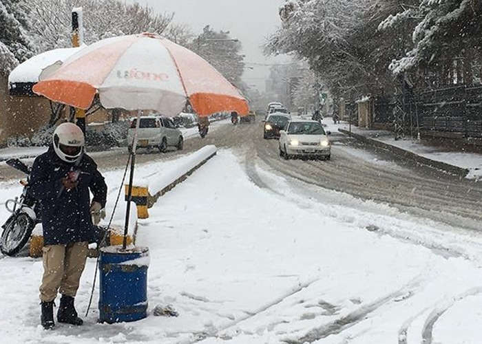 පාකිස්තානයේ අධික හිම පතනයක්