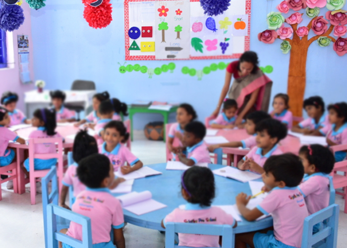 පෙර පාසල් සාමාන්‍ය පරිදි