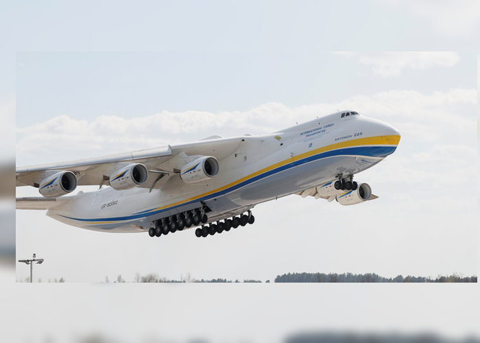 ලොව විශාලතම භාණ්ඩ ප්‍රවාහන ගුවන් යානය වන ඇන්ටනොව් යානය විනාශ වෙයි