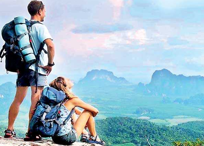 රුසියානු හා යුක්‍රේන සංචාරකයින්ගේ වීසා කාල සීමාව දීර්ඝ කිරීමට කැබිනට් අනුමැතිය