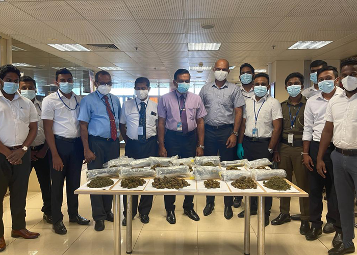 මිලියන 12 කට අධික මත්ද්‍රවය තොගයක් අත්අඩංගුවට