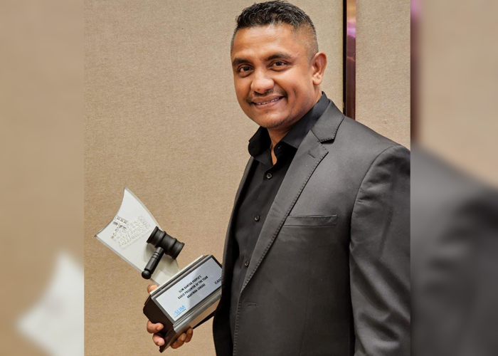 වසරේ විශිෂ්ටතම ගුවන් විදුලි නිවේදක සම්මානය මෙවරත් සියත FM අරවින්ද ලොකුගේ මහතාට