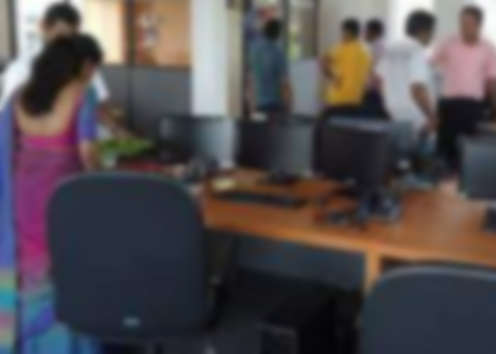 රාජ්‍ය සේවකයින් අද එක්දින වැඩ වර්ජනයක