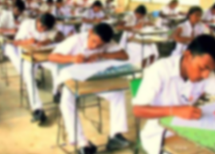 කල්වේලා ඇතිව සිසුන් විභාග ශාලා වෙත ගෙනඑන්න. දෙමාපියන්ට දැනුම්දීමක්