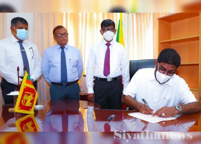 ජල සම්පාදන ඇමති රාජකාරී අරඹයි