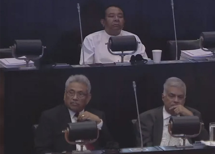 ජනපති පාර්ලිමේන්තුවට