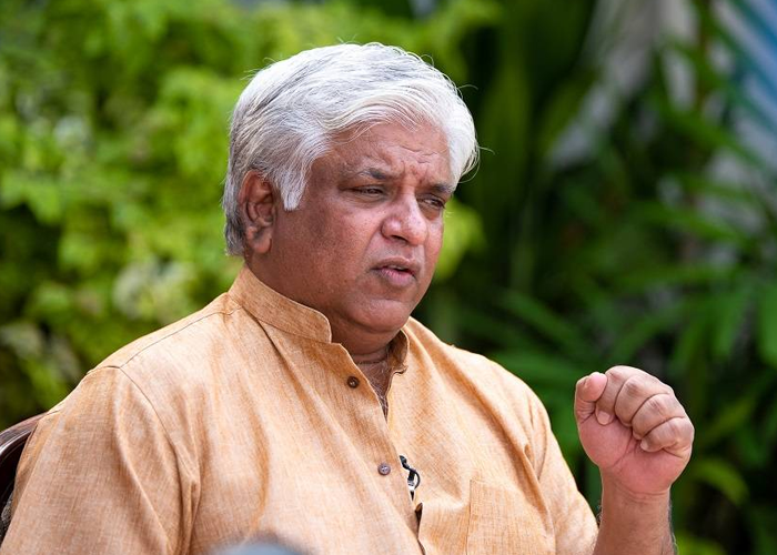 ජාතික ක්‍රීඩා කවුන්සිලයේ සභාපති ධූරය අර්ජුන රණතුංගට