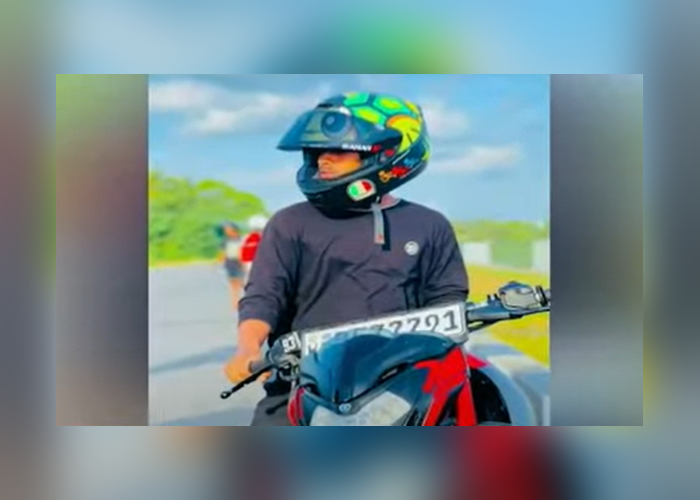 බයික් රේස් සමඟ ආ මාරයා
