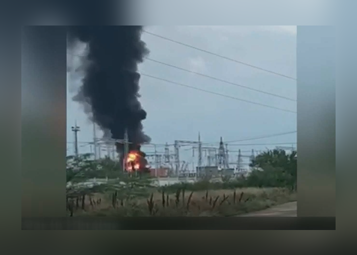 රුසියානු පාලනය යටතේ පවතින ක්‍රිමියාවේ පතොරම් ගබඩාවක පිපිරීමක්