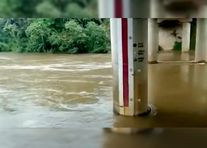 ගිං ගඟේ ජල මට්ටම ඉහළට