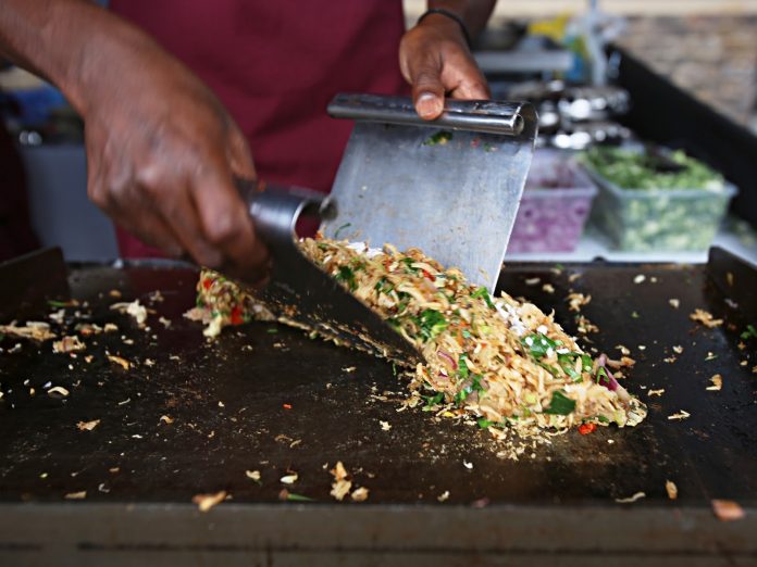 කොත්තු මිළ අඩු කෙරේ