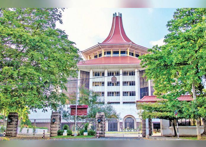 ඡන්දය පිළිබඳ පෙත්සම් කිහිපයක් අද විභාගයට