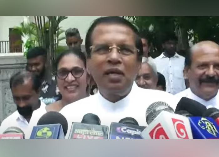 හිටපු ජනපති මෛත්‍රී දළදා මාලිගාවට