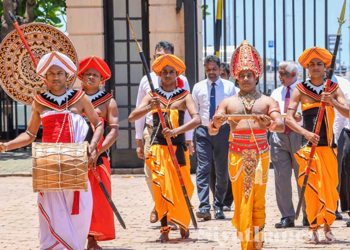 අලුත් අවුරුදු නැකැත් සීට්ටුව ජනපතිට