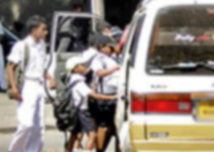 පාසල් වෑන් රථ ගාස්තු පහළට