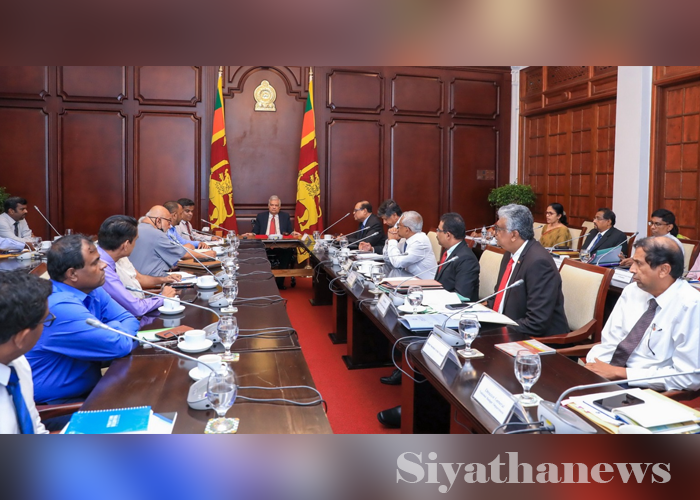 ආචාර්යවරුන්ට ජනපතිගෙන් විසඳුමක්