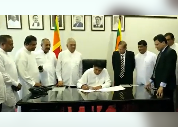 අධික විදුලි බිලට එරෙහිව විපක්ෂය තේරීම්කාරක සභාවක් ඉල්ලයි