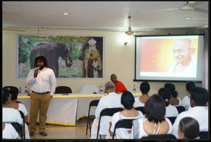 දහම් පාසල හරහා සංවර්ධනයට මග පාදා ගන්නා ආකාරය