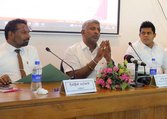 ජනාධිපති ලේකම් කාර්යාලය දැඩි විමසිල්ලෙන් – ඇමති ප්‍රසන්න