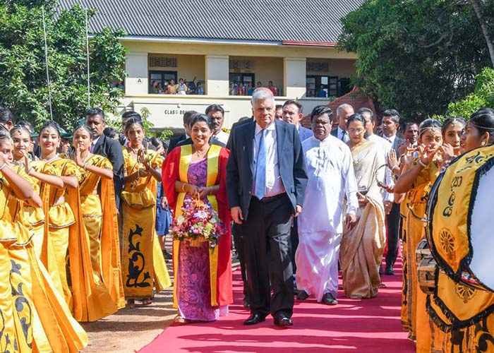 තාක්ෂණය සමග අනුගත වූ අධ්‍යාපන ක්‍රමයක් හඳුන්වා දෙනවා – ජනපති
