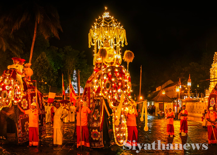 ඇසළ පෙරහර සාර්ථකව නිමා වෙයි