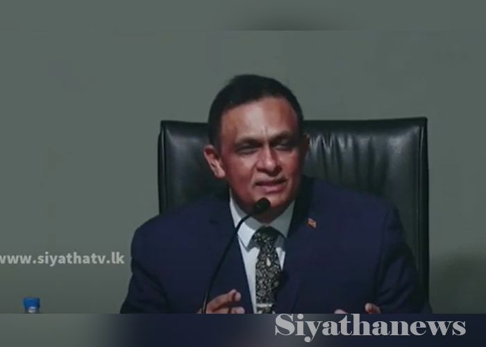 පෑනත් එක්ක යන්න පුළුවන් සිංගප්පූරු ගමන ගැන කියන ජනාධිපති නීතීඥ සරත් ජයමාන්න(VIDEO)