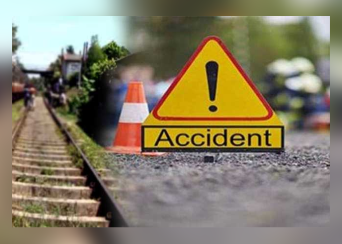 දුම්රියේ ගැටී කාන්තාවක් මරුට