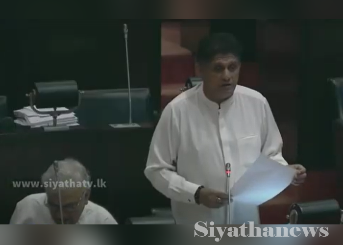 මුහුද මැද සාදය නිසා පාර්ලිමේන්තුව උණුසුම් (VIDEO)