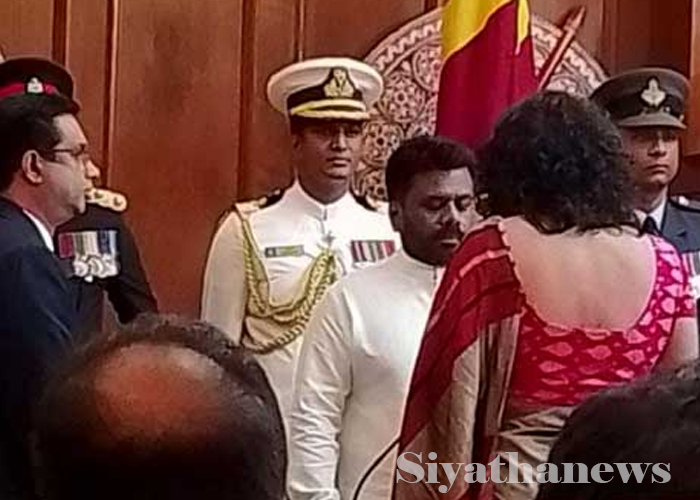 නව අග්‍රාමාත්‍යවරිය දිවුරුම් දෙයි