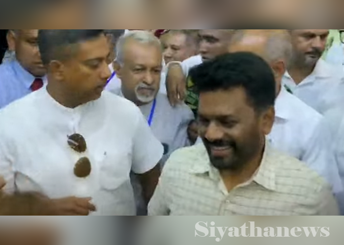 ජනපති අනුර පොත් ප්‍රදර්ශනයට