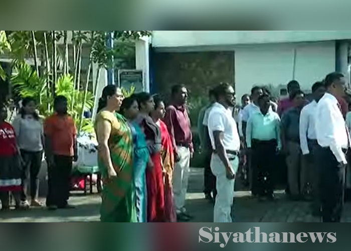 සුනාමියට රටම විනාඩි 02 ක් නිහඬ වෙයි (VIDEO)