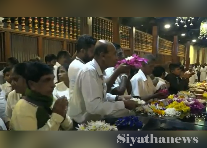 ආගමික ආශිර්වාද මැද පිලිගත් අලුත් අවුරුද්ද (VIDEO)