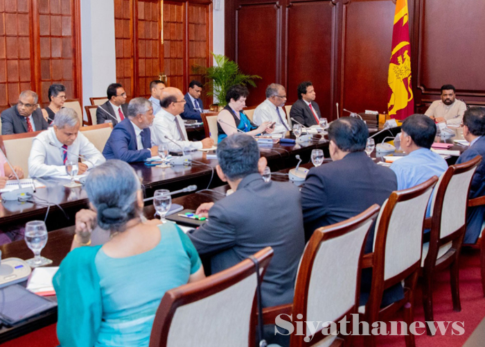 අමාත්‍යංශ සඳහා වෙන් කල ප්‍රතිපාදන කාර්යක්ෂමව සහ ඵලදායීව යොදවන්න – ජනපතිගෙන් උපදෙස්