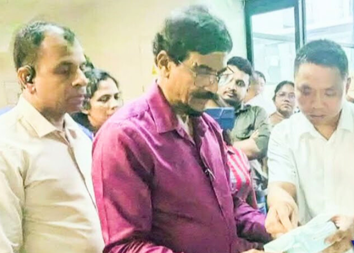 ටිල්වින් සිල්වා චීනයට (VIDEO)