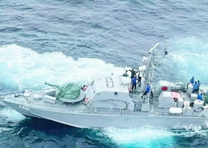 ධීවර යාත්‍රා අනතුරුවලින් අතුරුදන් වූ ධීවරයින් දෙදෙනා සොයා තවදුරටත් මෙහෙයුම් (VIDEO)