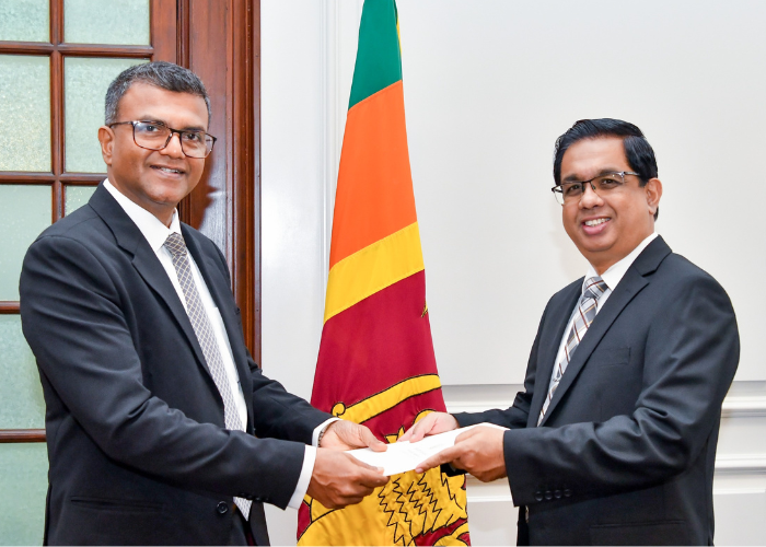 මුදල් අමාත්‍යාංශයේ නව ලේකම්වරයා ලෙස ආචාර්ය හර්ෂණ සූරියප්පෙරුම මහතා පත් කෙරේ.