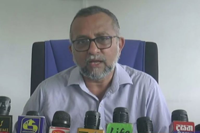 මුහුදුබඩ දුම්රිය දවල් 12 සිට කොට උඩද? (VIDEO)