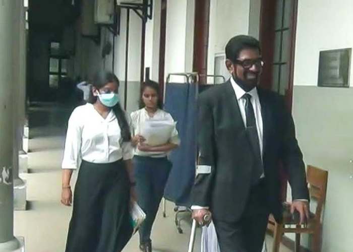 කෙහෙළිය ඇතුළු පවුලේ සාමාජිකයන්ට අධිචෝදනා පත්‍ර භාරදේ (VIDEO)