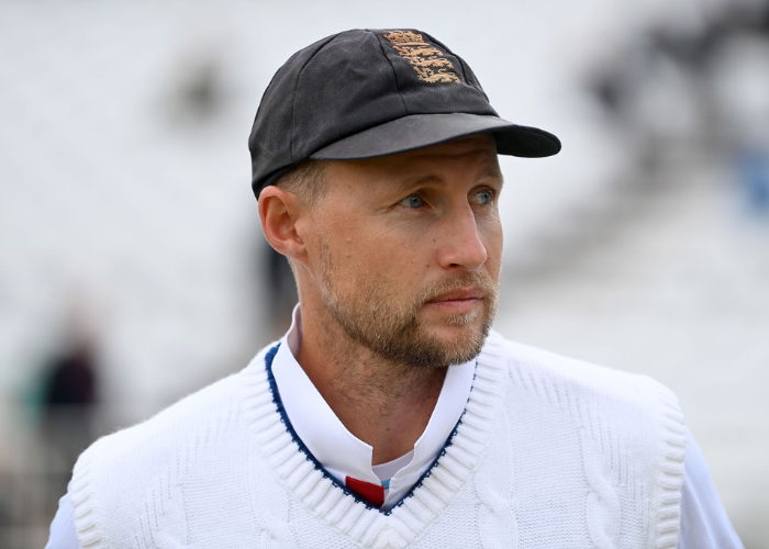 ටෙස්ට් ලෝක ශූරතා ඉතිහාසයේ ලකුණු 6,000 සීමාව පසු කළ පළමු පිතිකරු ජෝ රූට්